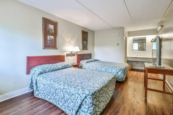 Economy Hotel ממפיס מראה חיצוני תמונה